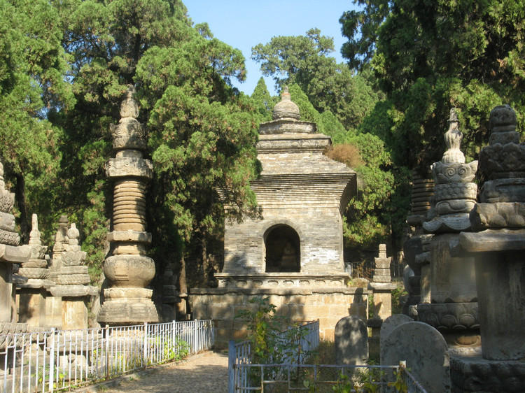 灵岩寺塔林 绝对壮观！