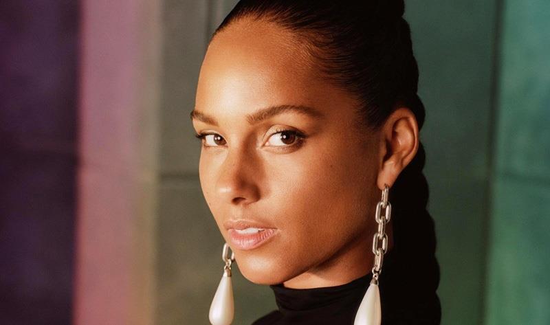 艾丽西亚·凯斯（Alicia Keys）与ELF化妆品共同推出素食美容品牌