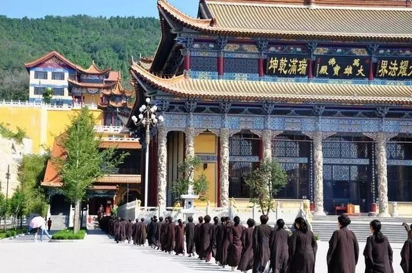 净土法门的难信与仰信