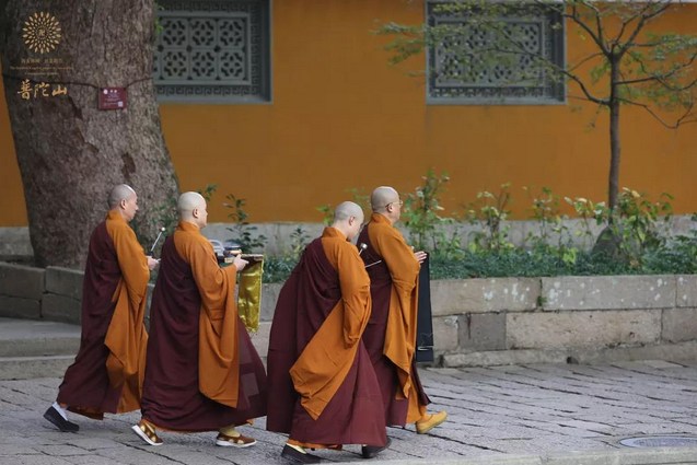 「比丘」有三种含义
