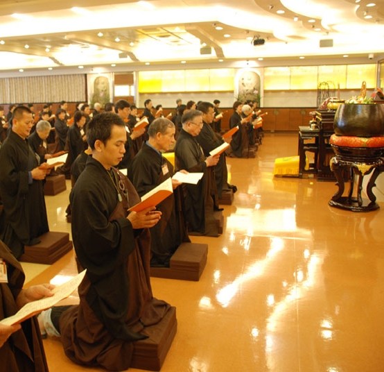 如何清净如法受持八关斋戒
