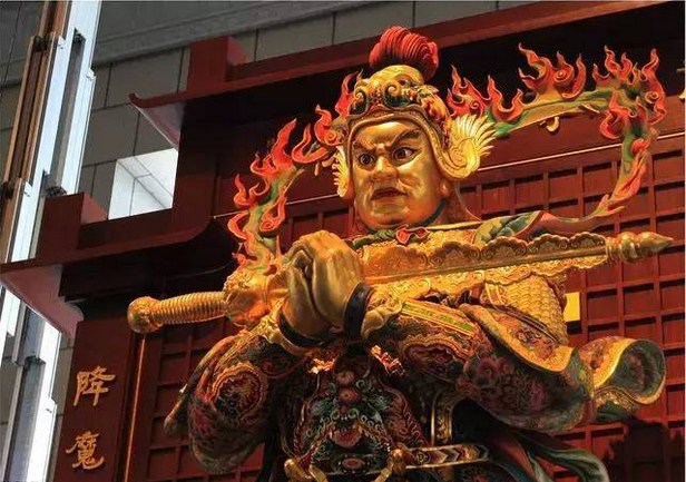 执杵摧邪，护法安僧的韦陀菩萨