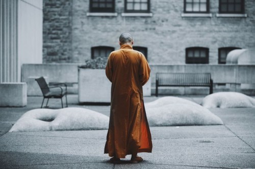反思我们自己是一个什么样的众生