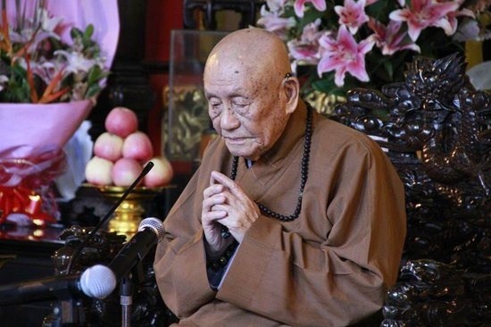 梦参老和尚讲述开刀的亲身体验