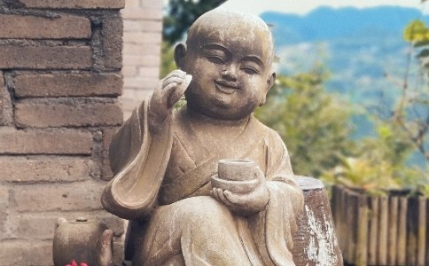 诸佛境界，实是吾人各具境界