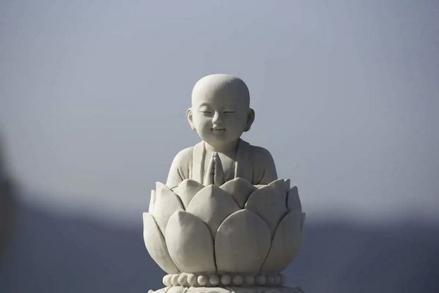 《佛说观无量寿佛经》下品下生