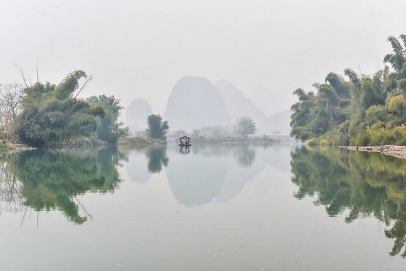 不后悔过去，不担心未来