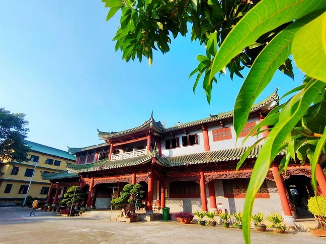 福报不是靠争抢，而是由辛苦培植而来
