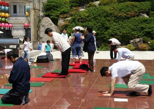 净土法门法师：真心求生净土，一定把阿弥陀佛放在心上