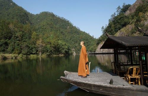 海涛法师：为什么要推广免费素食便当？