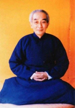 关其祯居士：一心专诵净土宗的正依经典