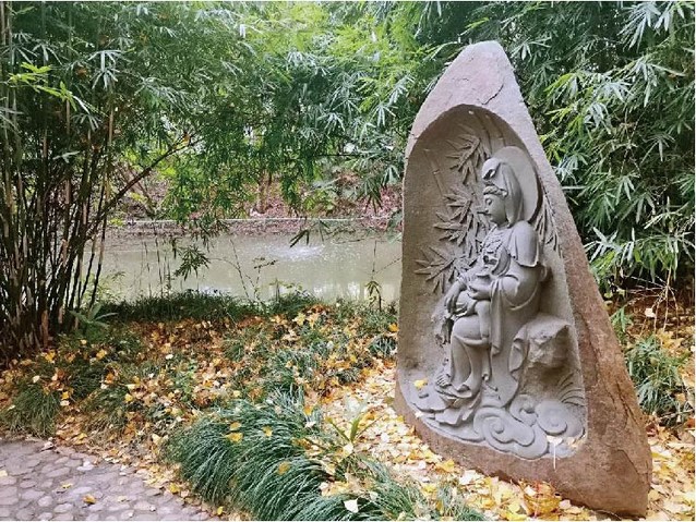 熏闻离尘，色所不劫