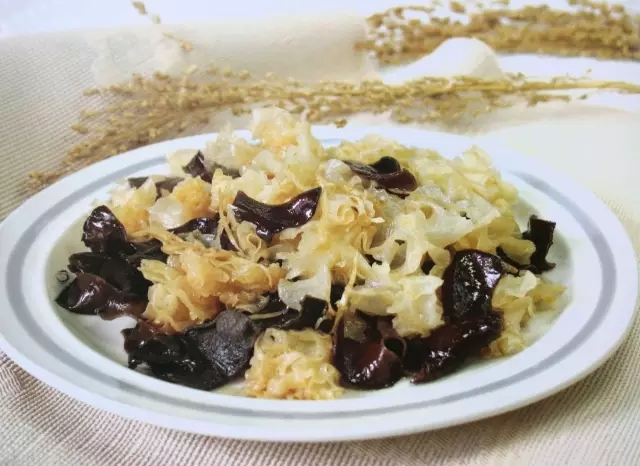 双色木耳【法界食谱】（轻松拈来）