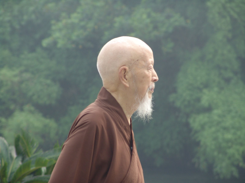 昌臻法师：了知因果。今生后世自己决定 