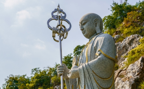 在家人诵《地藏经》能对治不健康的身体?