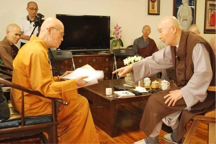 有人问我，青菜也是有生命的，吃它算不算杀生？ 