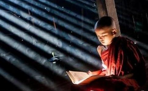初学佛者要皈依哪个宗门或宗派呢？ 