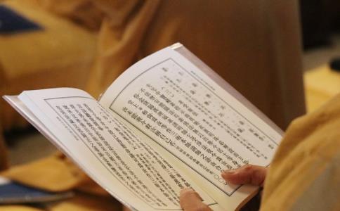 其他宗教的人能否皈依佛教？ 