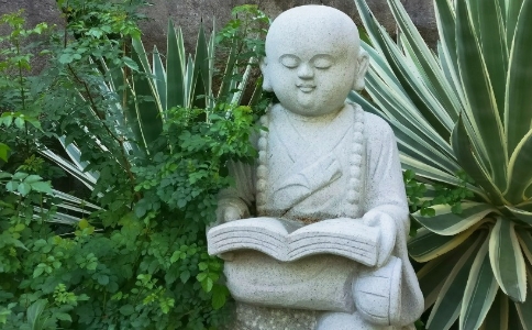 晚上可以读《地藏经》吗?