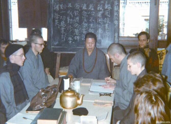 说人类是猴子变的，这是骂人！