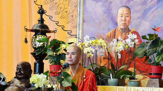 念佛的十种现世利益(万佛圣城方丈 恒律法师）