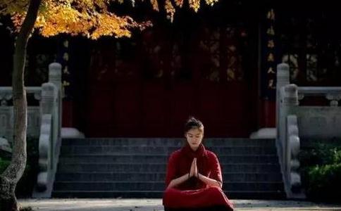 切记不可用贪心争心来念诵《楞严咒》 
