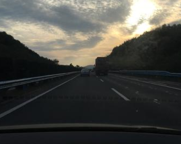 真实经历：老妈国庆期间高速路遇鬼【转】