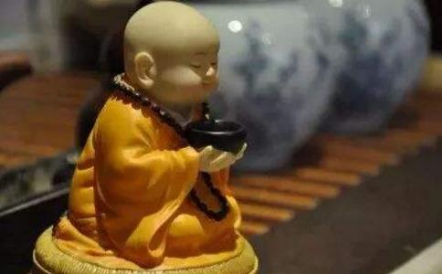 看到有人煮荤吃荤，要念《吹肉往生咒》 