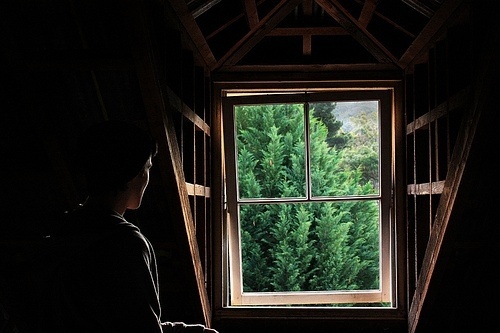 「惟名闻利养、甜爱软贼，及瞋心、瞋火，虽有佛力，不能救焉。行者当深加精进，以攘却之。」《晚晴集》·弘一法师辑