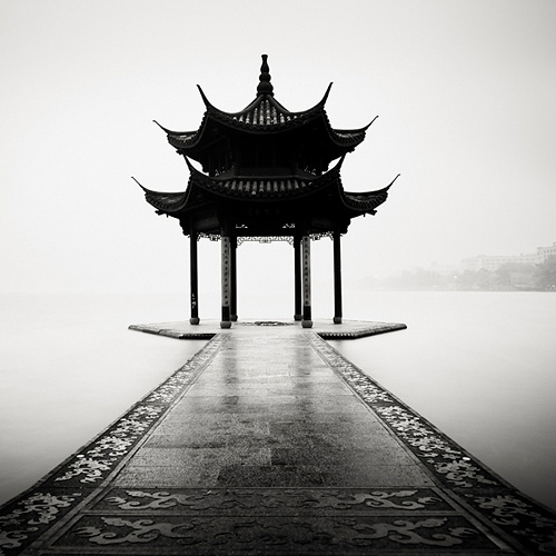 「古人自牧愈卑，品愈高。今人自视愈高，品愈卑。古人自处愈小，道愈大。今人自视愈大，道愈小。古人自考愈歉，德愈完。今人自恃愈完，德愈歉！」《寒笳集》