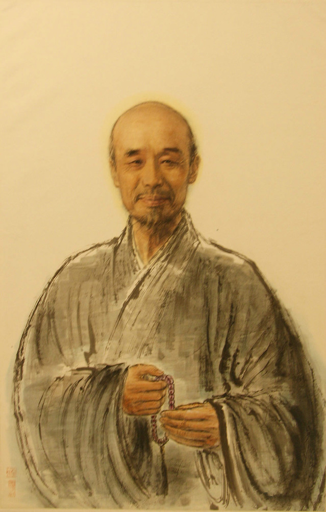 「上根之人，虽有终身专持一句弥陀圣号者，而决不应排斥教理。若在常人，持名之外，须于经律论等随力兼学，岂可废弃？且如灵芝疏主（宋代灵芝元照律师），虽撰《佛说阿弥陀经义疏》，盛赞持名，然其自行亦复深研律藏，旁通天台、法相等，其明证矣！」辑录·弘一大师开示