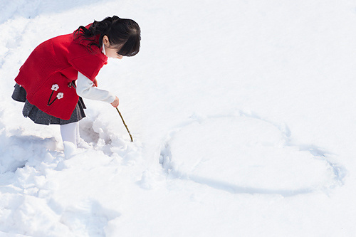 ［佛说，凡有生命的物类，大多是各人过去世的父母六亲。读儒书的人不知三世轮回的道理，认为怎么能忍心作这种想法，可是为什么不进一步思考：既然作这种想法都觉得于心不忍，难道杀死它们并且吃它们的肉，反而是心安理得吗？其实，就是为了贪图滋味，不愿意去多想罢了。」辑自《文昌帝君阴骘文图说》