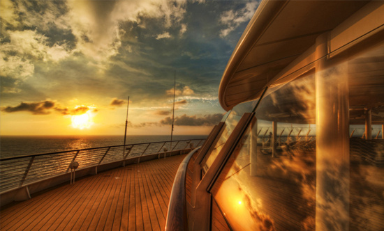 「有人经常在担忧，我业障那么重，不知道可不可以去极乐世界呢？我们要了解，在水里，不管是多小的石头都会沉下去；但如果放在大船上，不管多大的石头都沉不下去。我们凡夫的业障就像石头，靠自己是不行，但坐在阿弥陀佛的大愿船上，就可以安全地浮过生死大海了！」辑录·道证法师开示