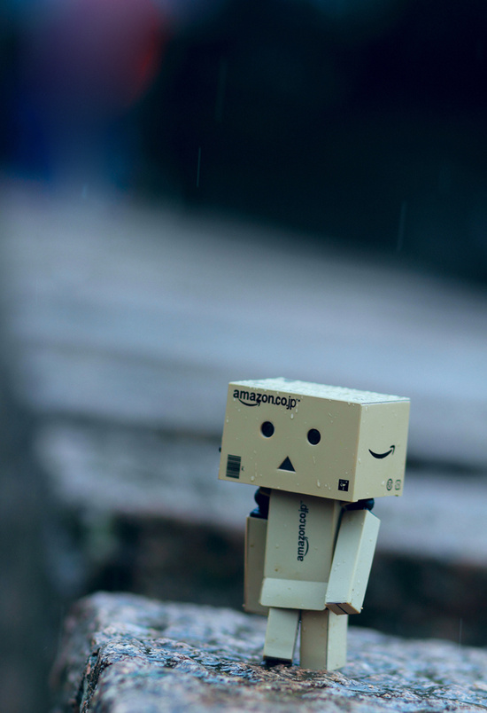 「有些人虽然有因缘去道场跟着大众念佛，但他没有把心集中在佛号上，嫌这个人声音怪、那个人声音不好听。本来听闻佛号的功德是很大的，但却在别人的“声音”上生烦恼，等于没有得到听闻佛号的所有功德，这是非常可惜的！」辑录·道证法师开示