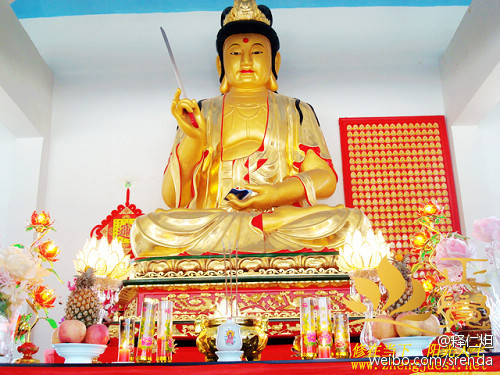 六祖大师曾经讲过：“罪从心起将心忏。心若灭时罪亦亡，心灭罪亡两具空，是则名为真忏