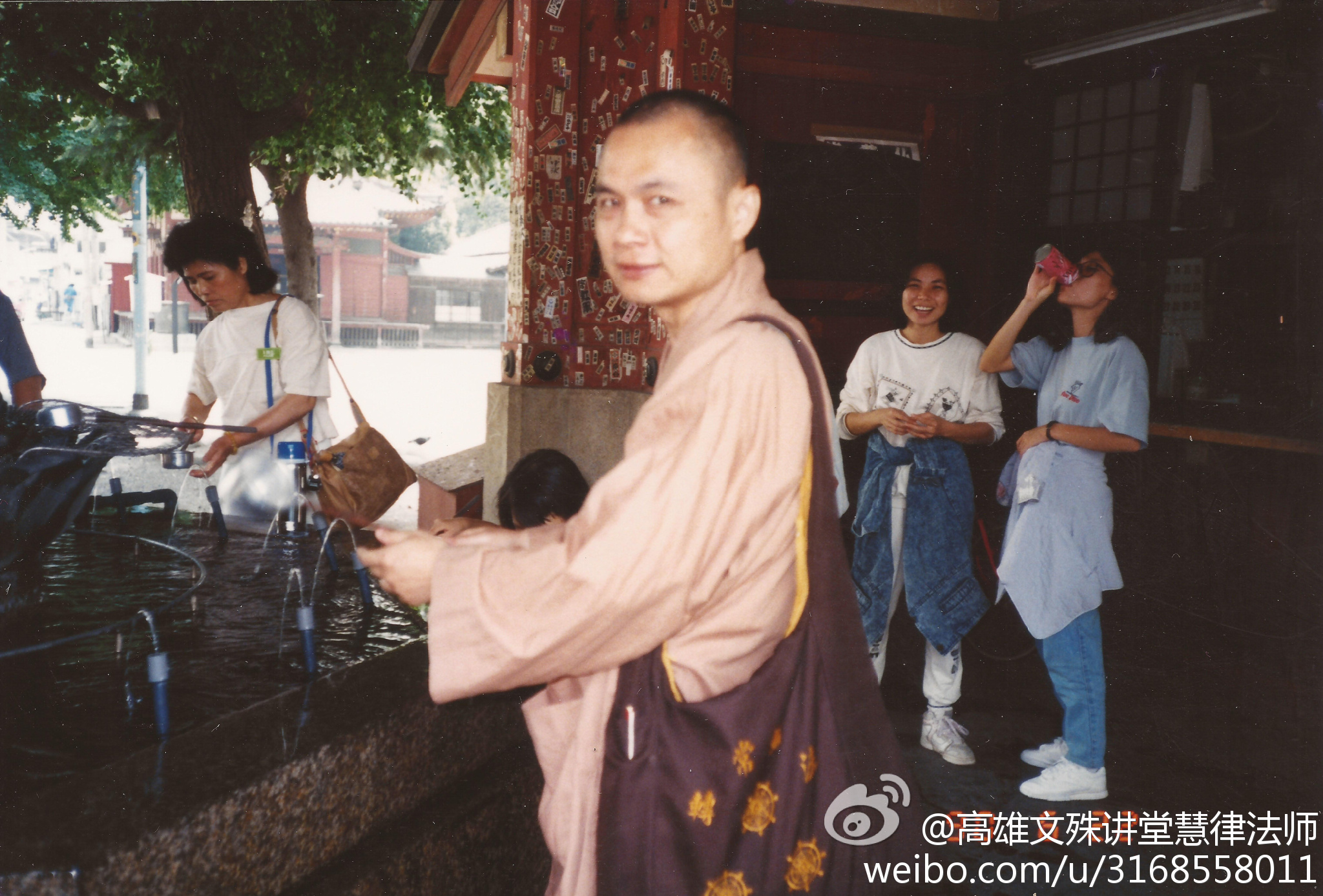 高雄文殊讲堂慧律法师