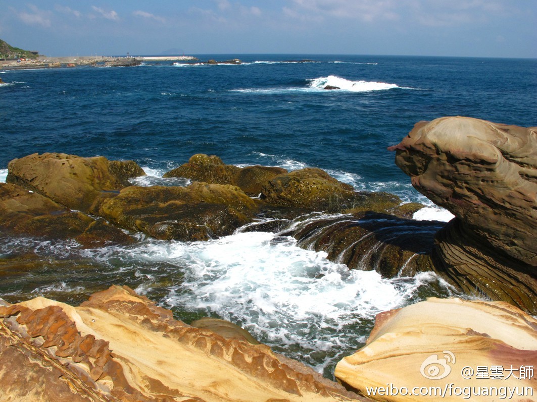 邪心生起的贪瞋迷妄，如海水波涛汹涌； 邪心一除，海水枯竭，就没有大水之患。