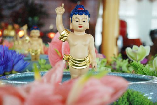 农历四月初八释迦牟尼佛圣诞日(浴佛节)