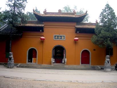农历六月七日金陵灵谷寺玉潜璞禅师圆寂日