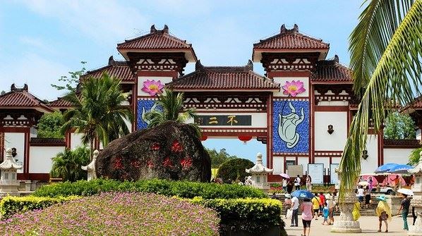 不要说自己的因缘不好，障碍很多，那是你自己障碍自己