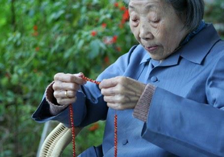 既然自心是佛为何还要拜诸佛菩萨？