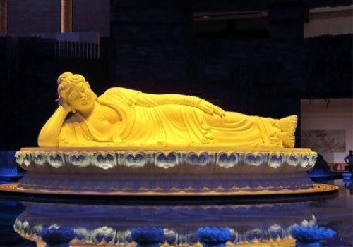 人活着世上究竟图个什么？原来佛法早已揭示真相