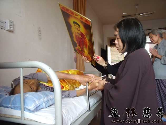 在寺庙里用斋有哪些基本礼仪？