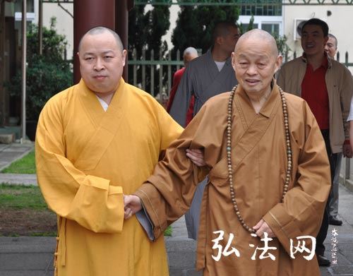 女性学佛居士打扮的注意问题