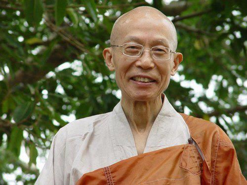 佛经不是读读就能懂的，还要依照佛陀所讲的法去做