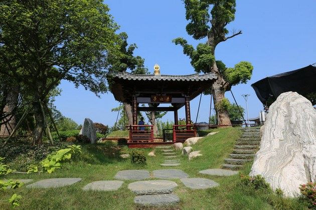 佛教般若的中心思想和发展的历程