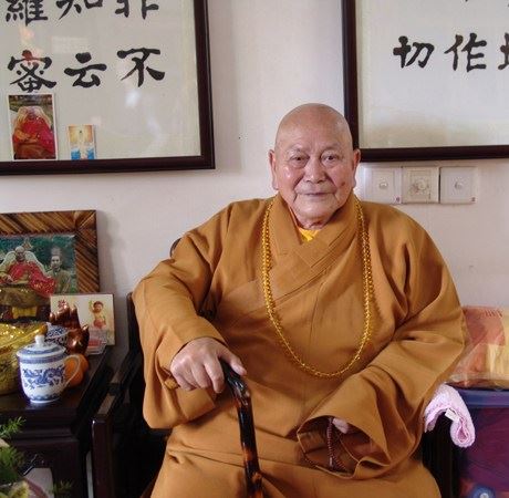 给佛磕头有哪十种功德福报？