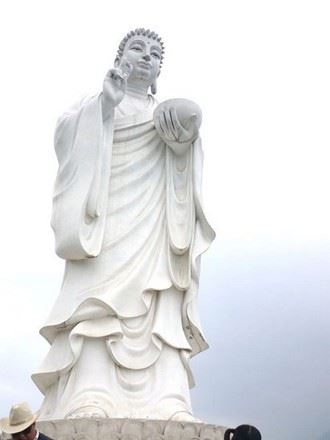 超级富豪出家的故事