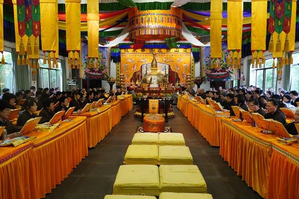 佛教中的“业力”与“愿力”有何不同？