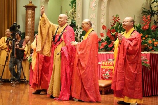 随和是素质低调是修养